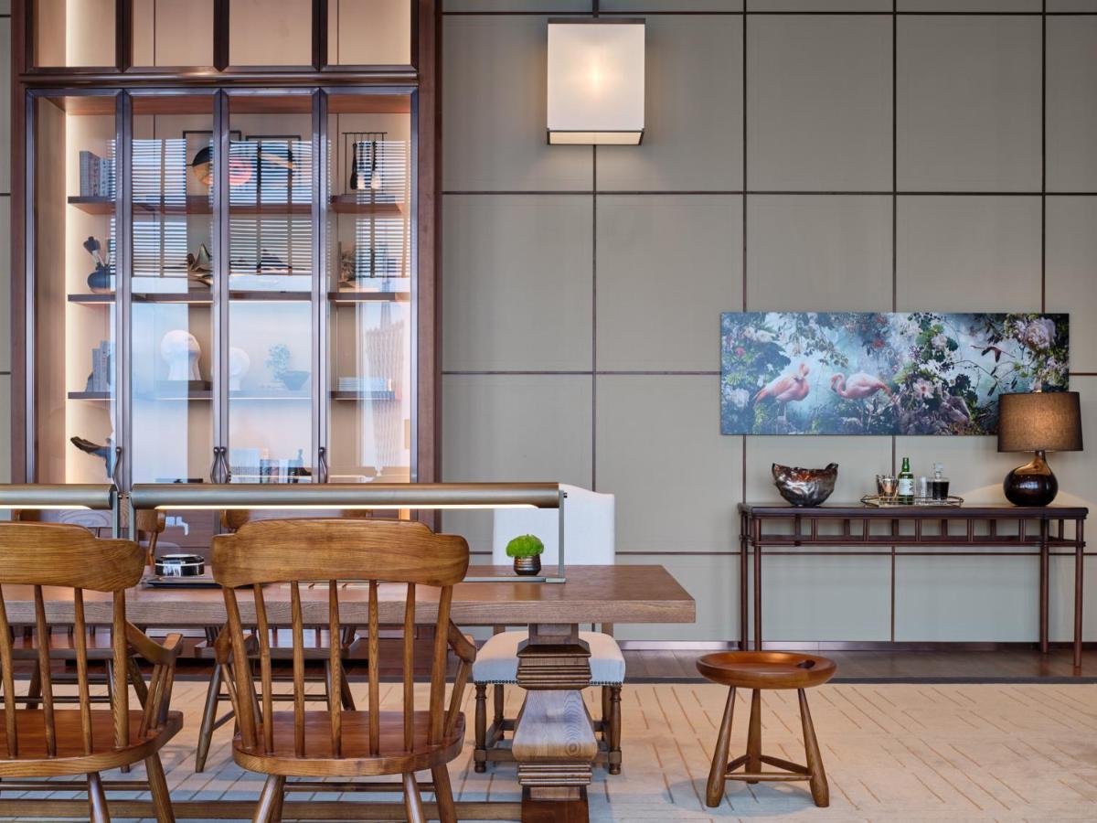 Hotel Rosewood Guangzhou, Enjoy Free Shuttle Bus Service Between The And The Fair Complex During The Fair Guangzhou
