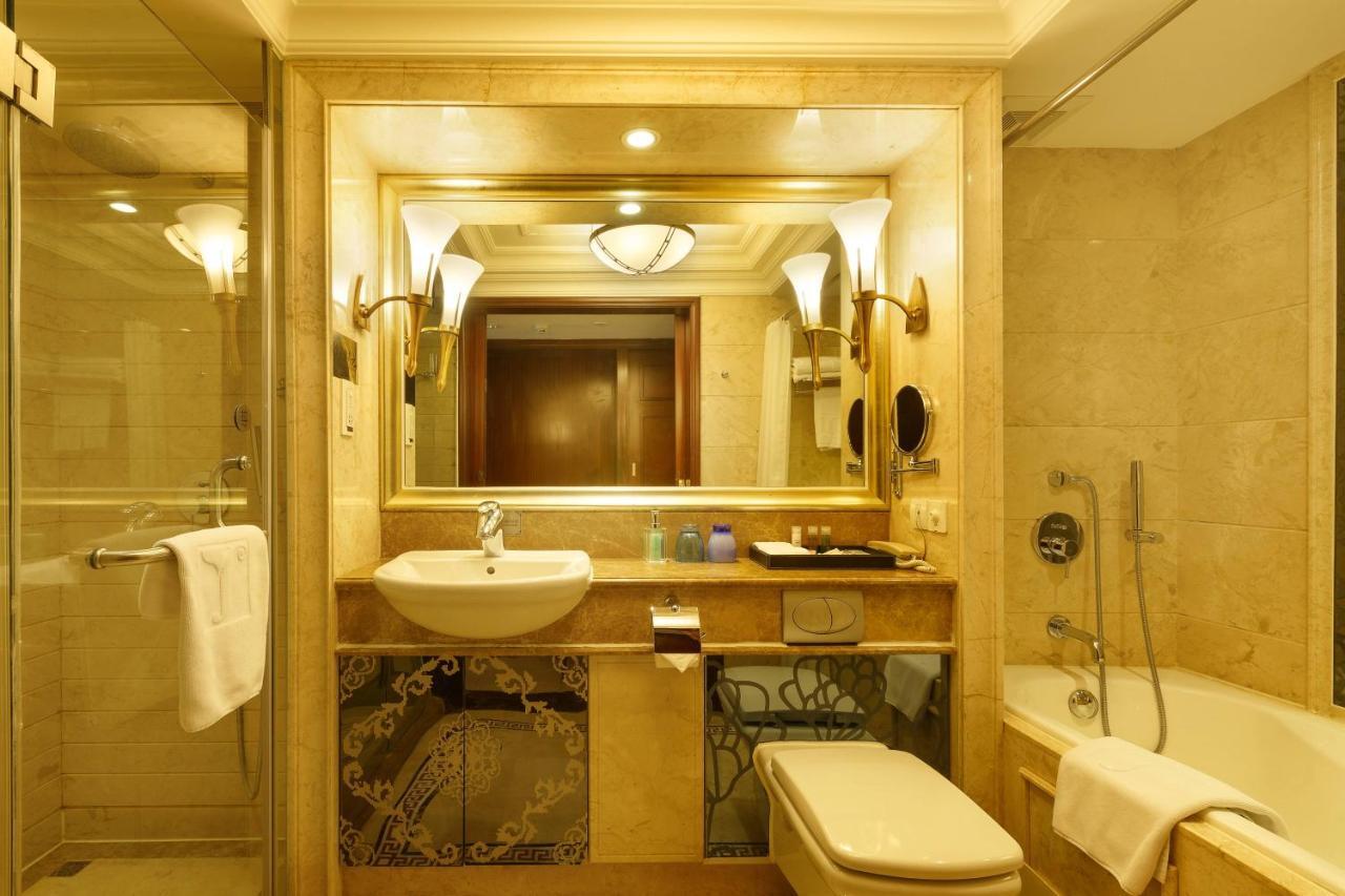 Hotel Grand Palace - Grand Management Group - Free Shuttle Bus To Fair During Fair Period 4*