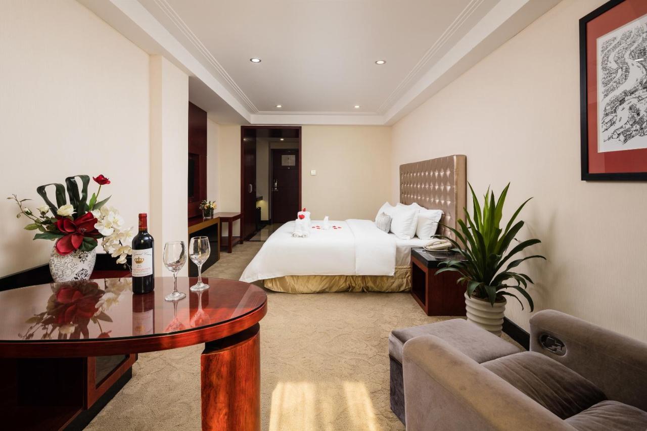 Hotel Gorgeous