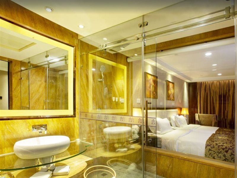 Gang Run Ming Yue Hotel