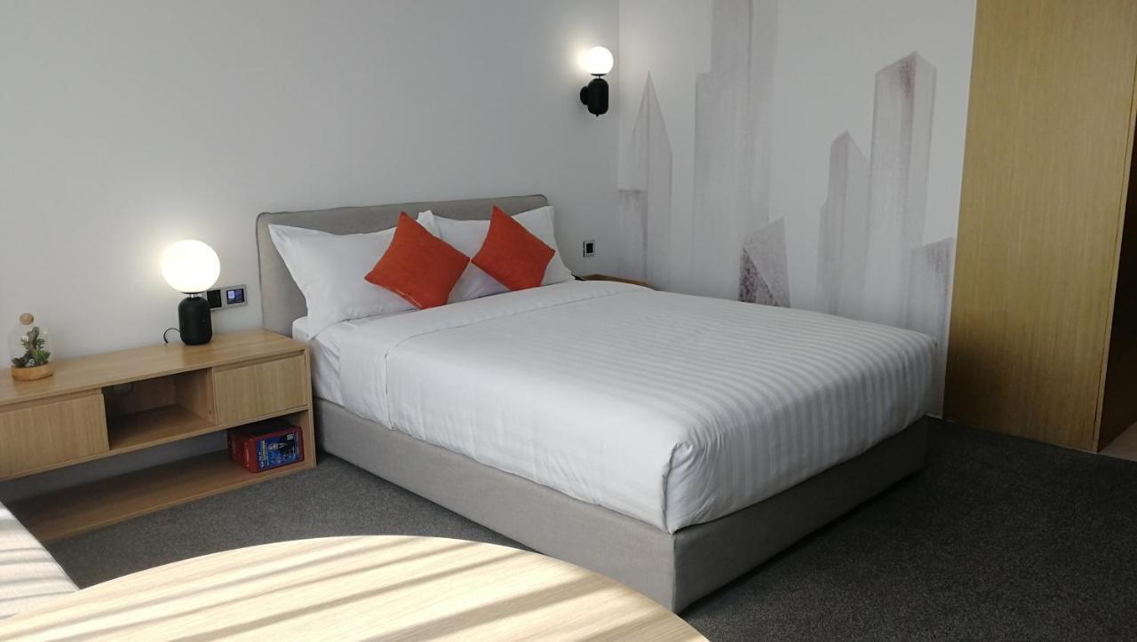 Ln Residence Changdi New Aiqun Building