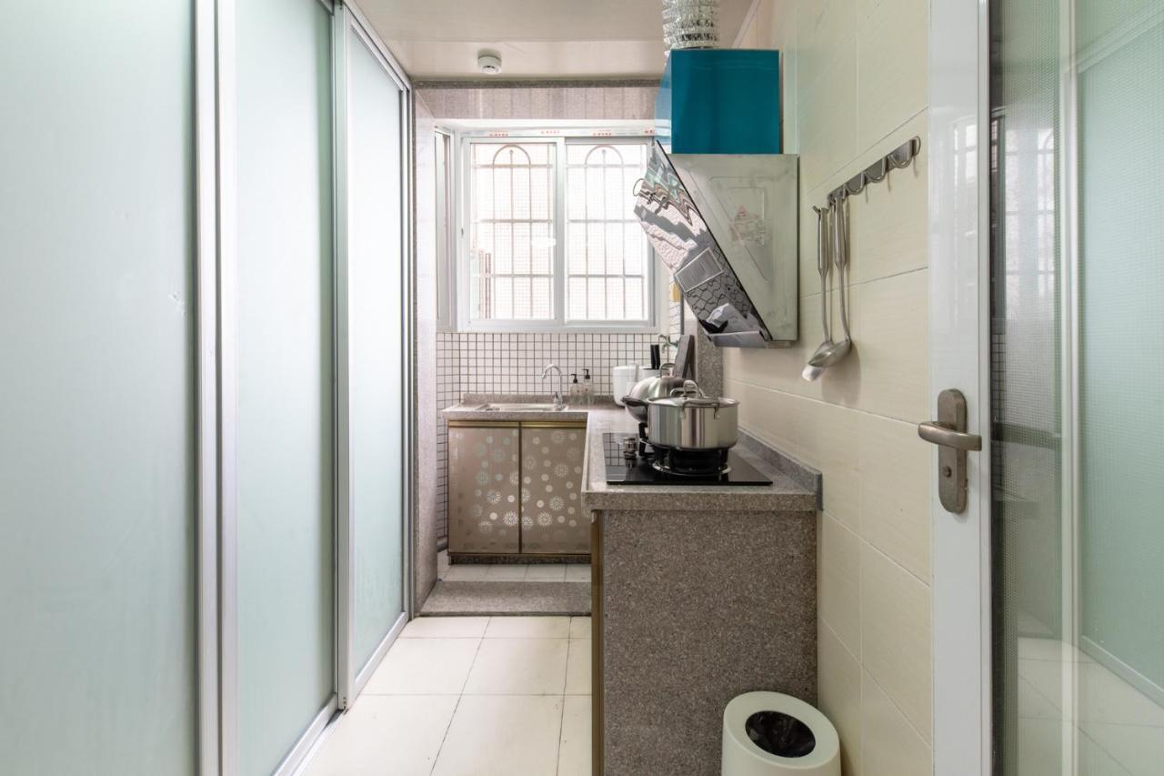 Tianhe-gangding Metro Station- Apartment *