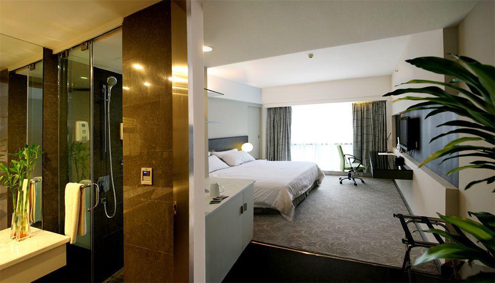 Yi-wu Commatel 4* Guangzhou