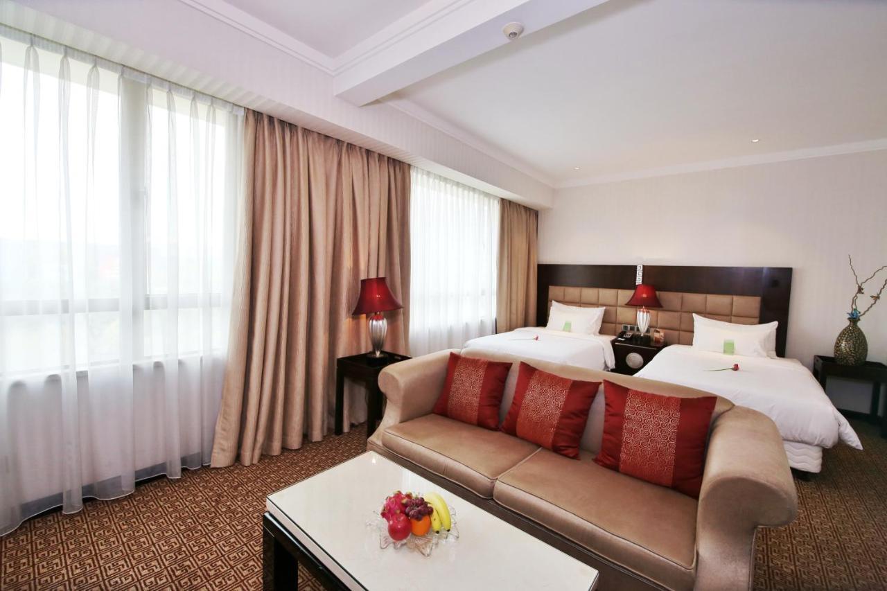 Hotel Dong Fang - Free Shuttle Bus To Fair Complex & Overseas Buyer Registration Services