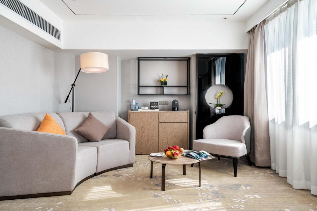 Landmark Hotel 4*