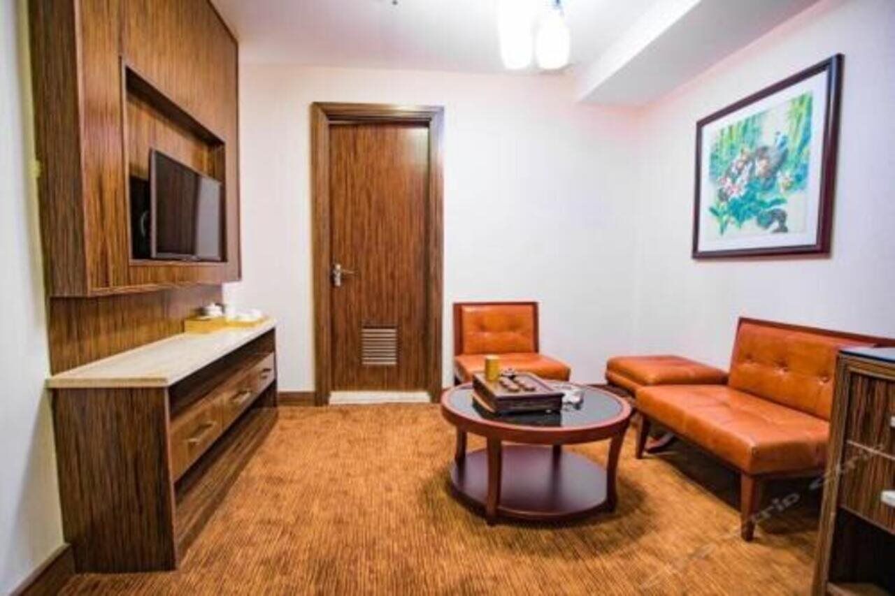 Nanyang King's Gate Hotel--free Shuttle Service To Fair Hotel 4*