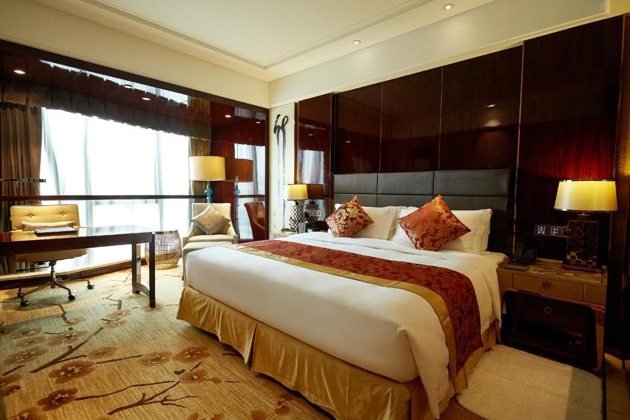 Estandon Hotel 5*