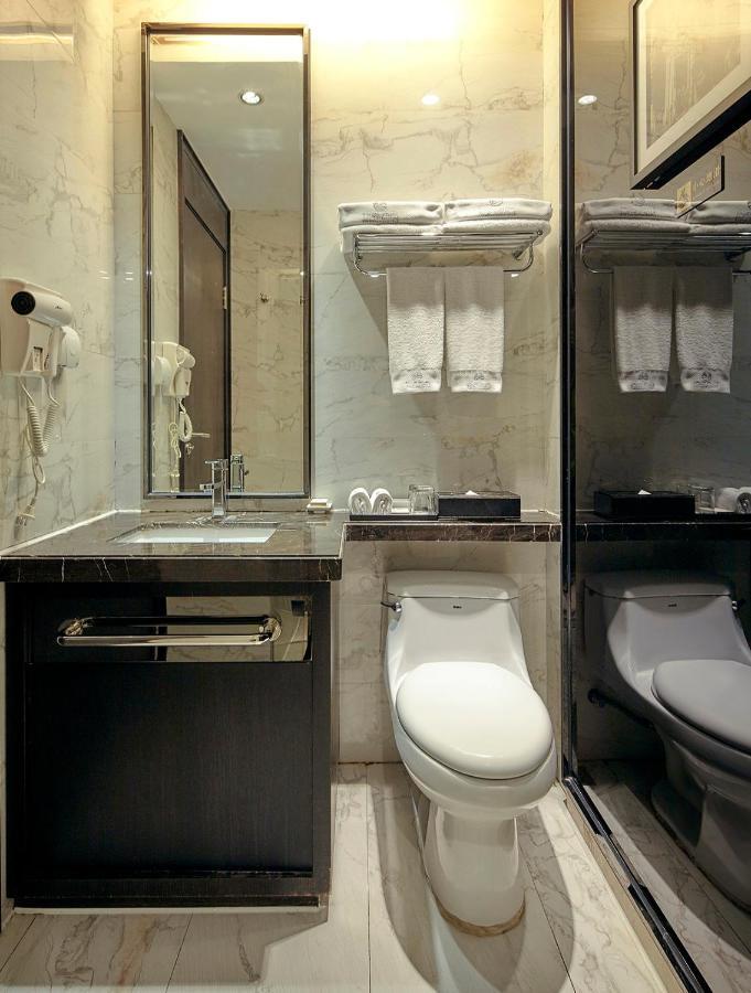 Hotel Insail -huanshi Road Taojin Metro Station Guangzhou- Free Shuttle Bus For Fair 4*