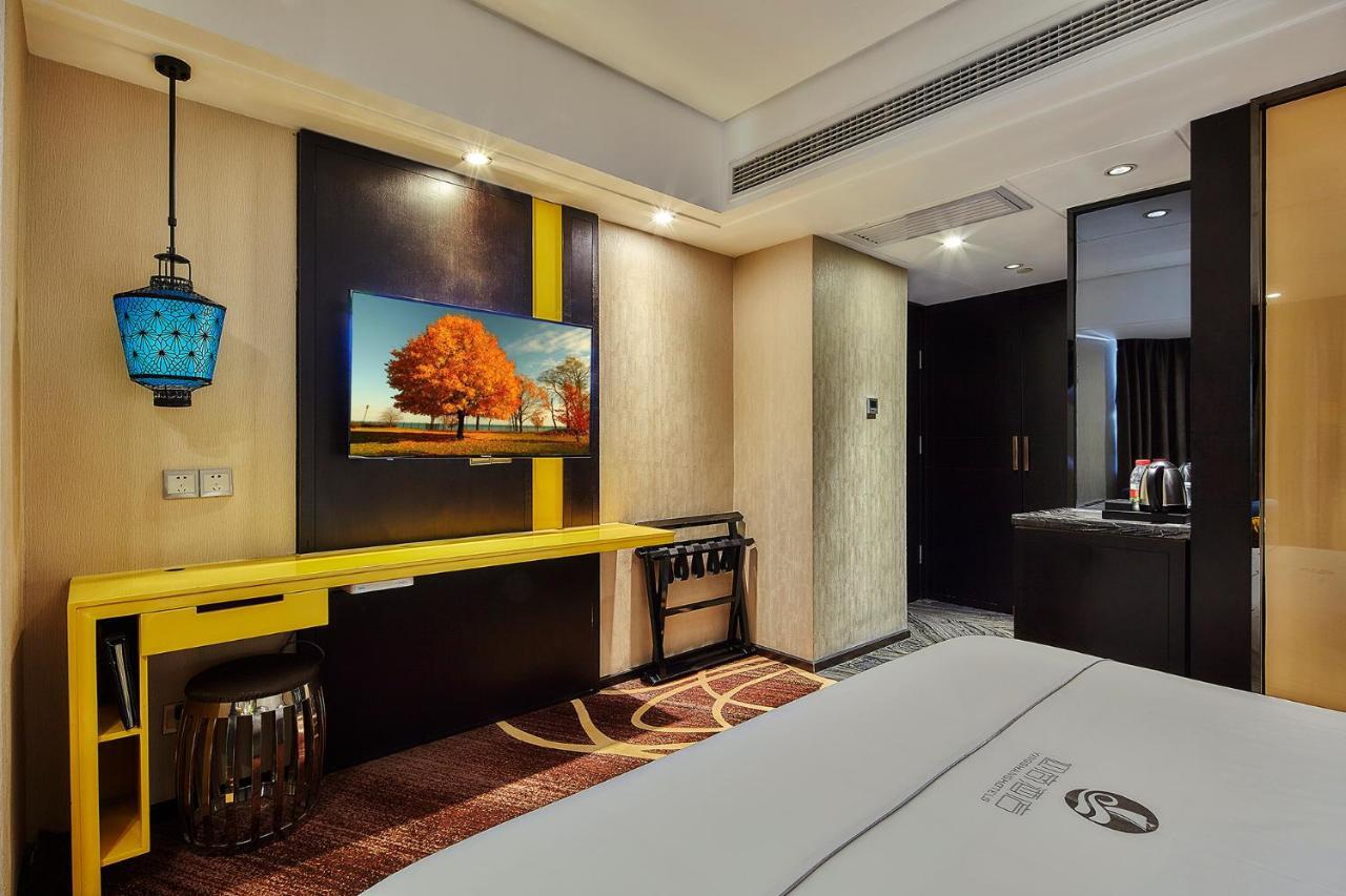 Hotel Insail -huanshi Road Taojin Metro Station Guangzhou- Free Shuttle Bus For Fair 4*