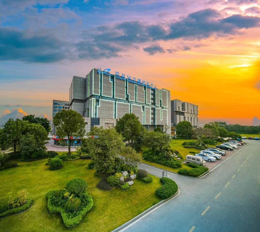 Hotel Country Garden Airport Phoenix 5*