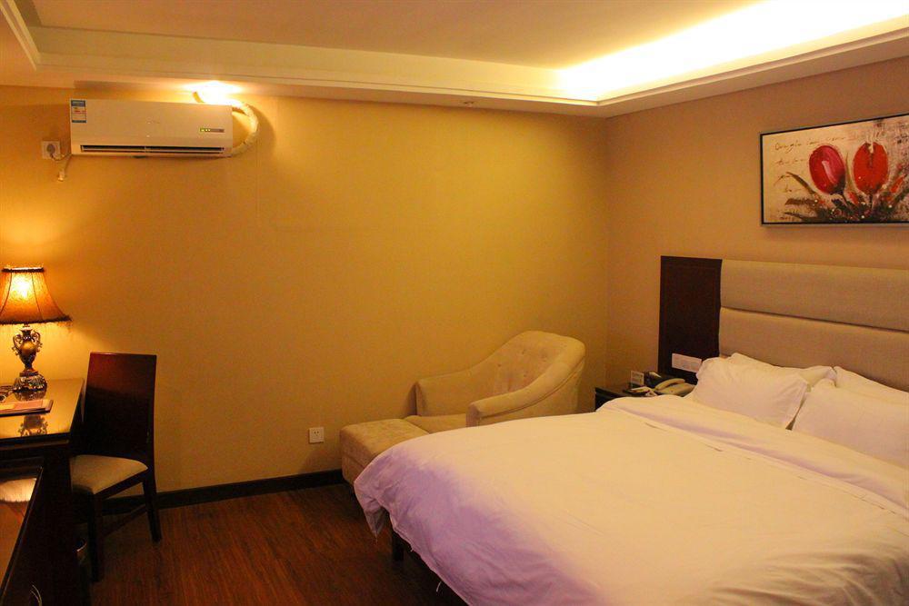 Hotel Vienna Dekang Road 3*