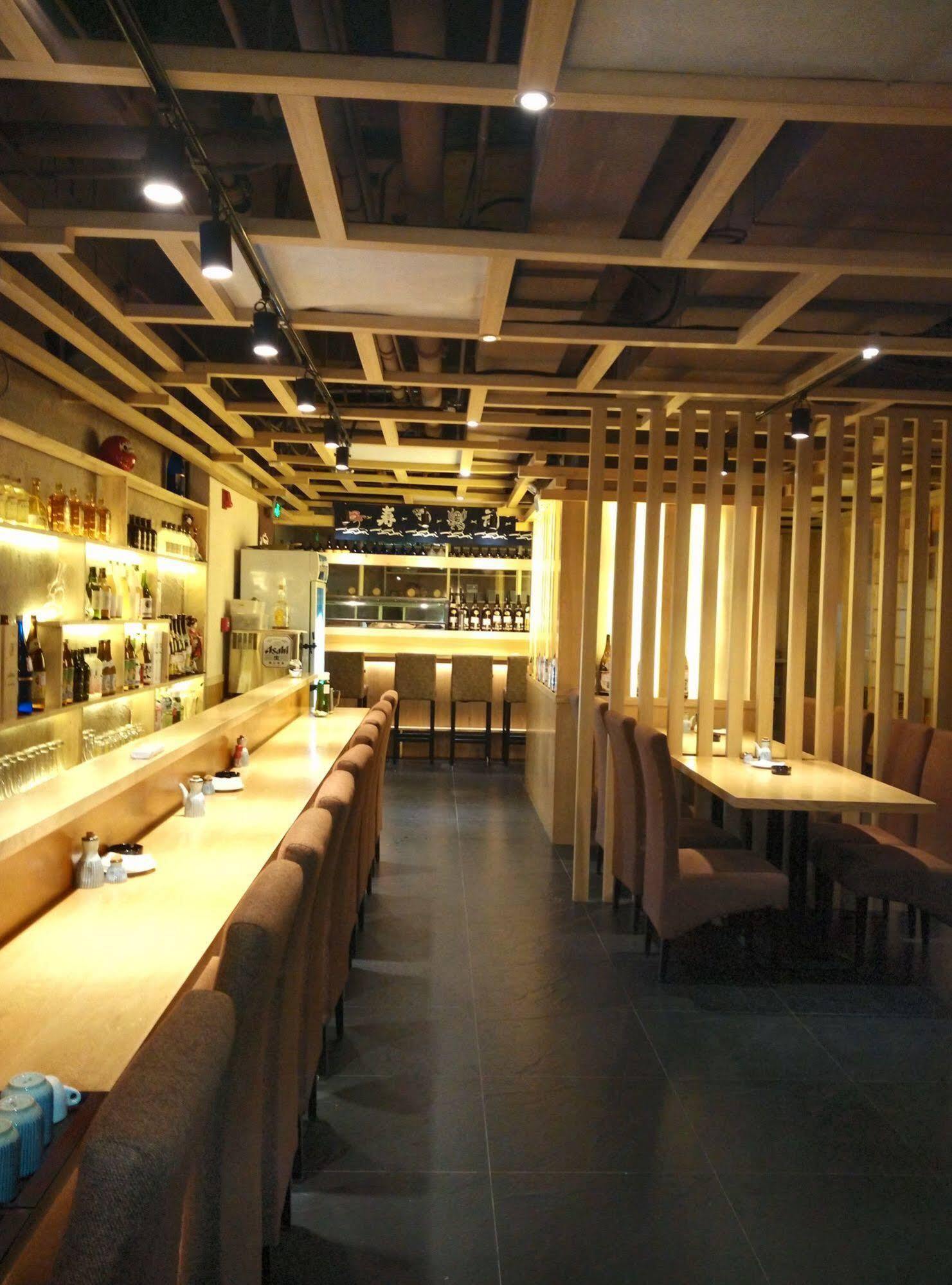 Hotel Insail -huanshi Road Taojin Metro Station Guangzhou- Free Shuttle Bus For Fair 4*