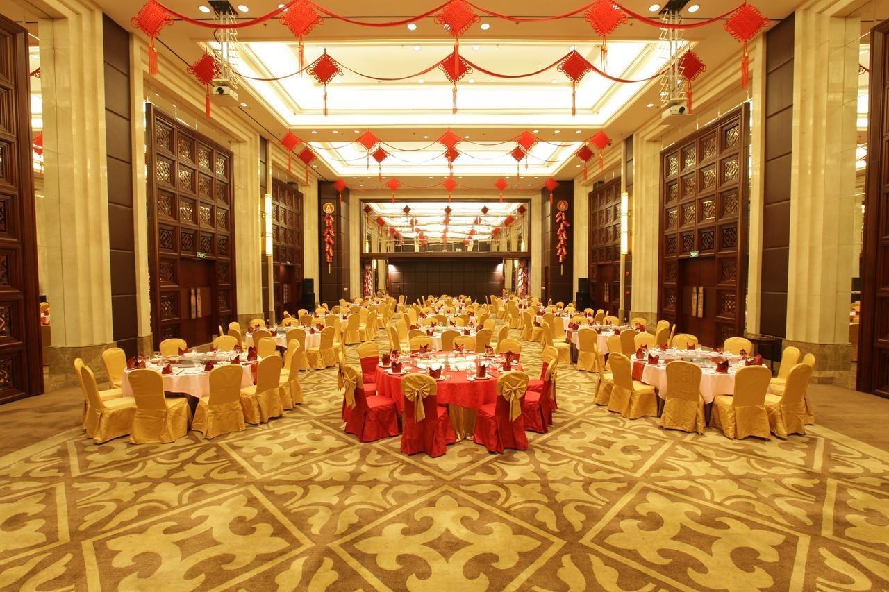 Grand Royal