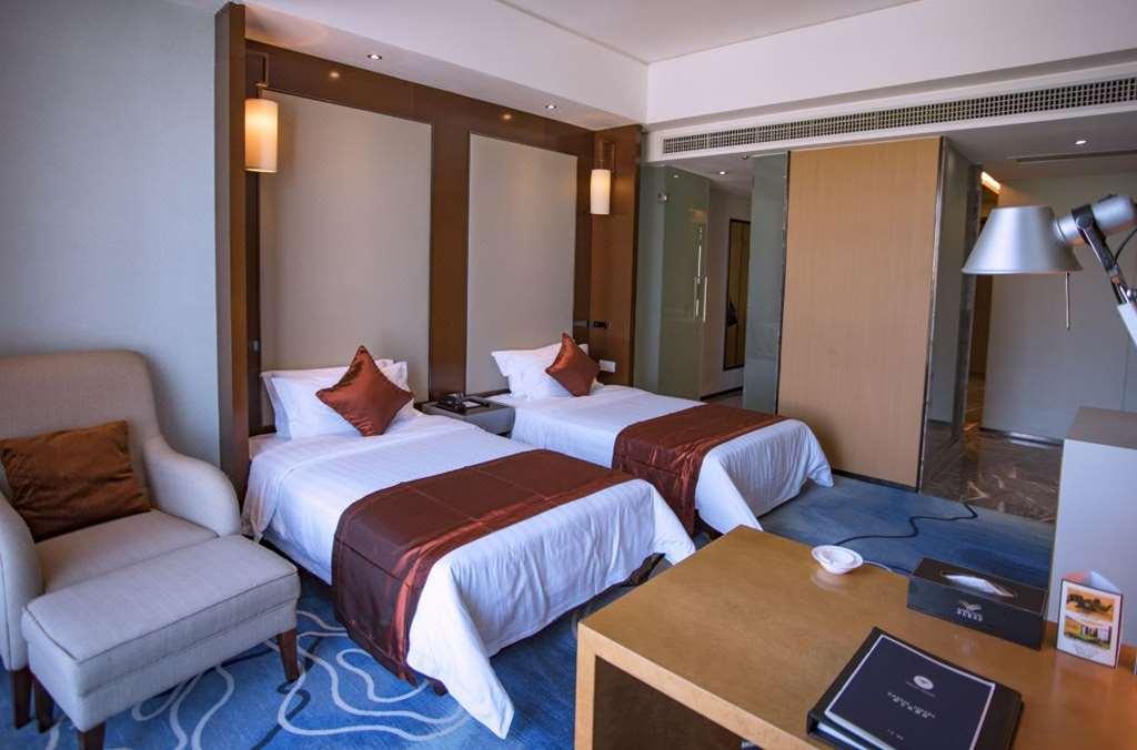 Easco Hotel