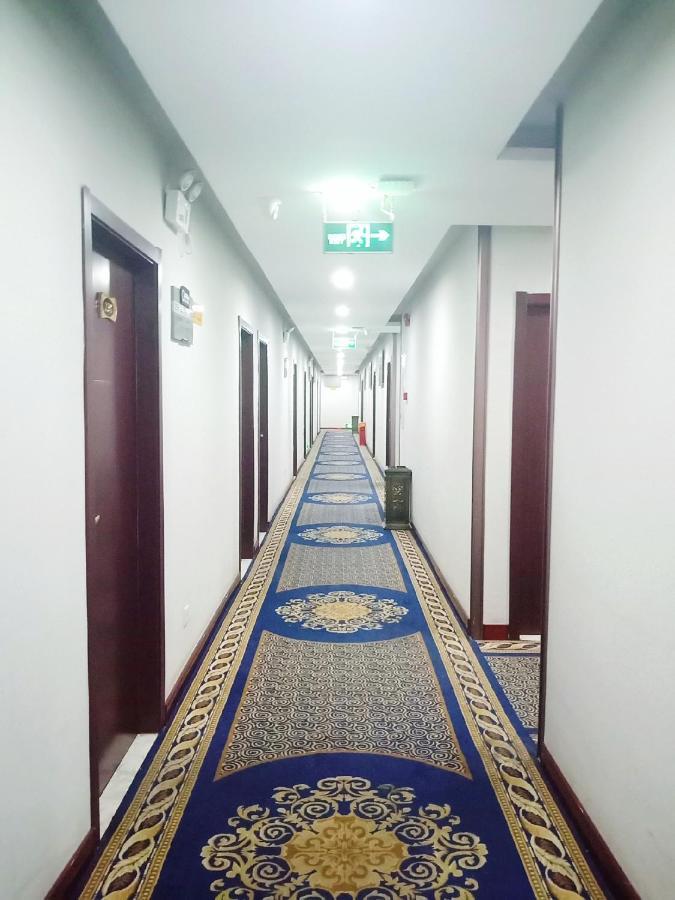 Yimi International Convention And Exhibition Center Tower Branch Hotel