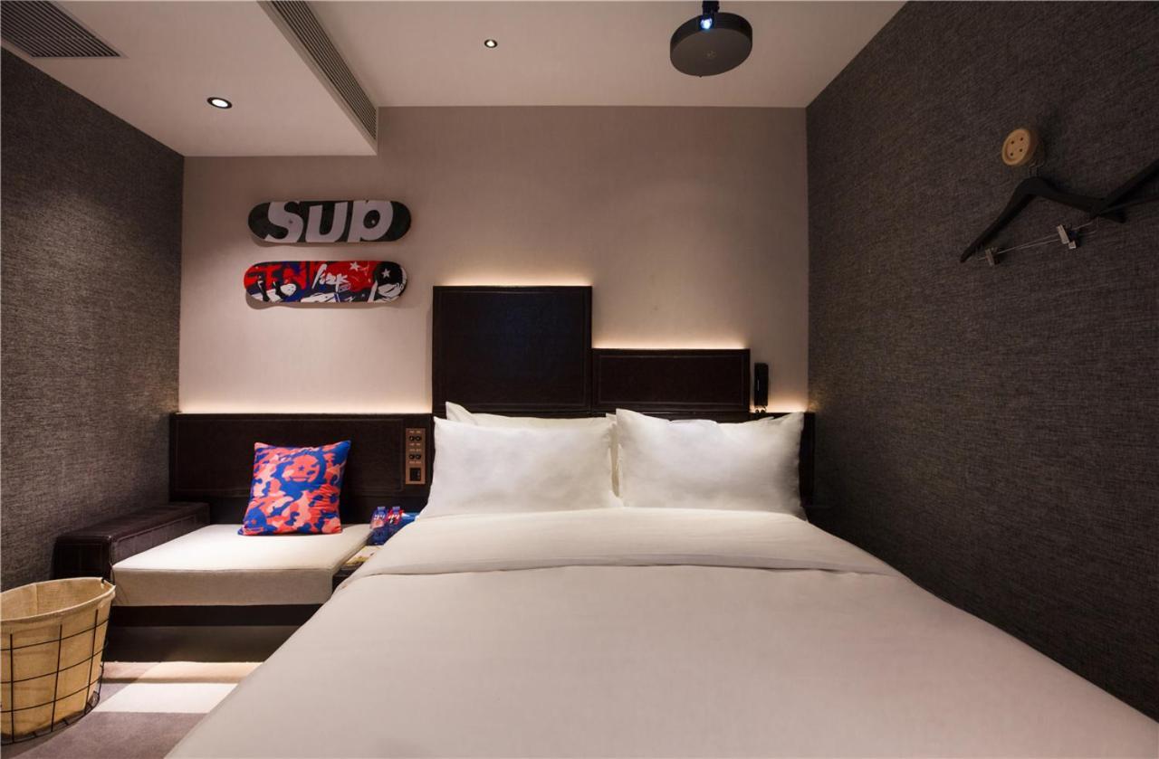 Hotel Fenk Attitude Railway Station 4*