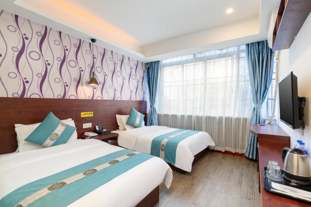 Yimi International Convention And Exhibition Center Tower Branch Hotel 3*