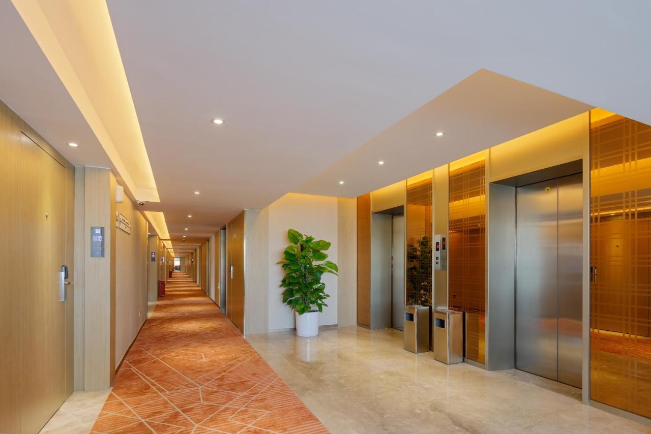 Ibis Styles Railway Station Metro Station Hotel *