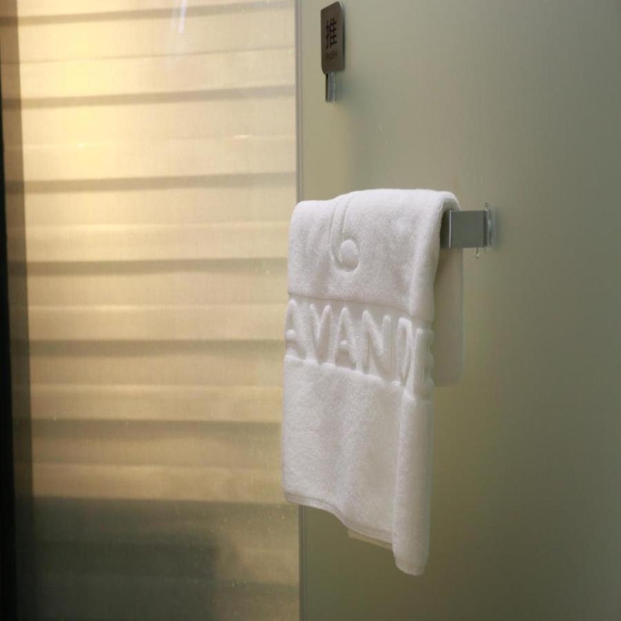 Lavande Tianhe Park Hotel 3*