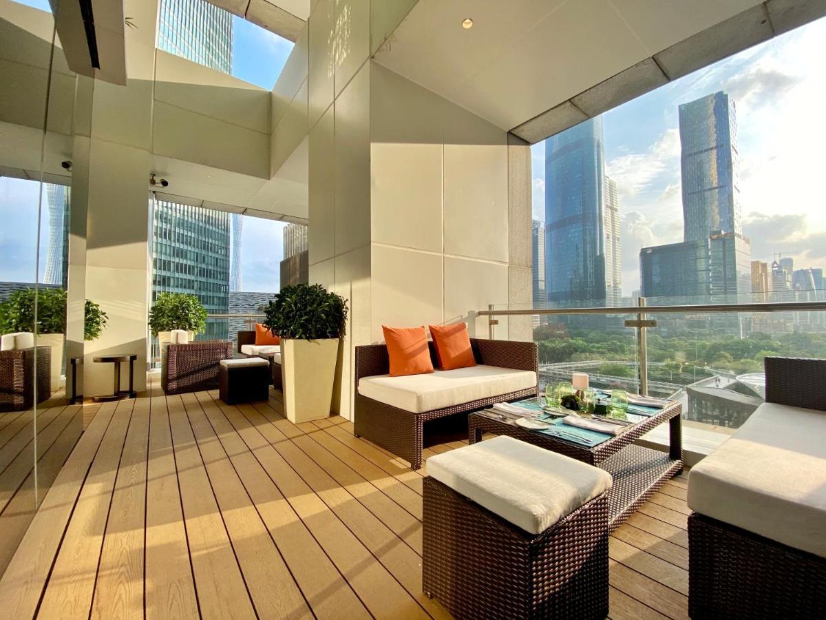 Jumeirah Guangzhou-complimentary Shuttle Bus To Fair Complex Hotel 5*