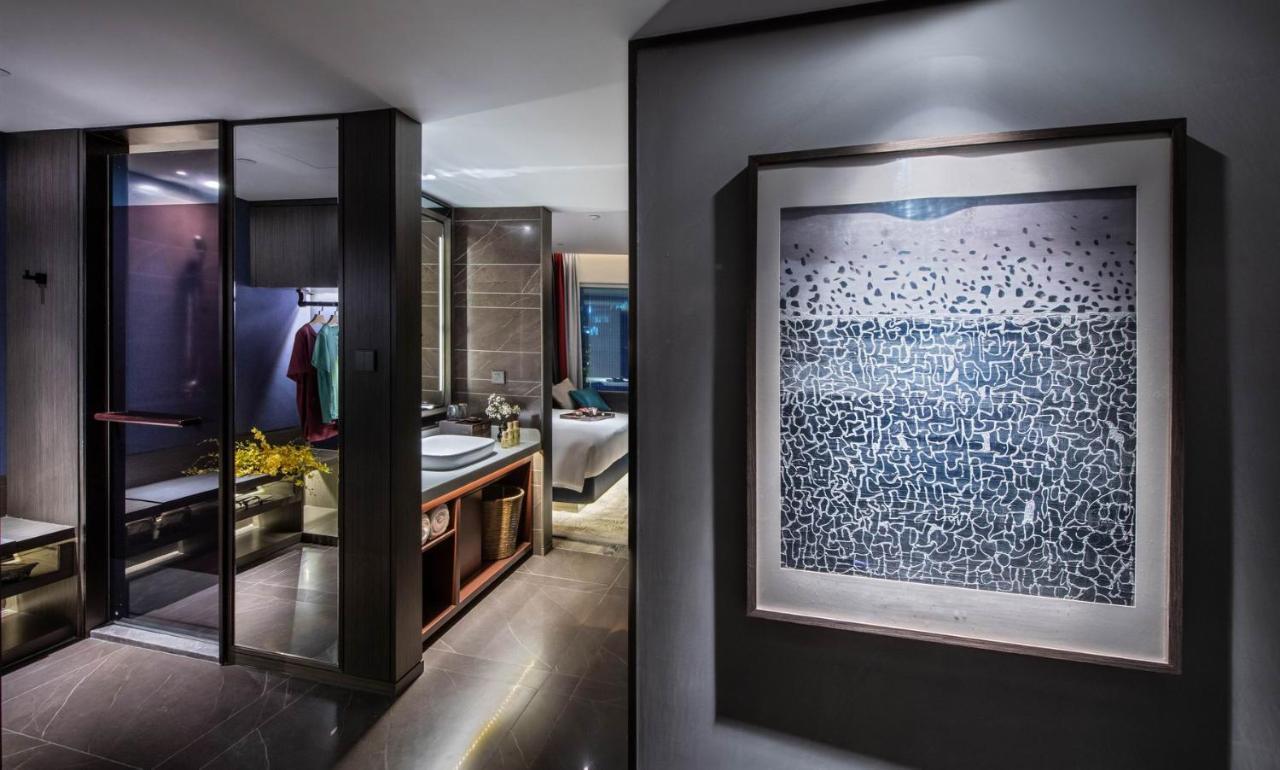 Elegant Hotel 5*