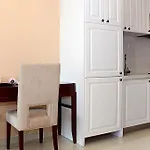 Aohua International Apartment Hotel