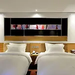 Lavande Hotel