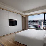 Crowne Plaza Guangzhou Huadu By Ihg - Free Shuttle Bus Between Hotel To Exhibition Center During Canton Fair