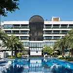 White Swan Hotel