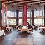 Intercontinental Guangzhou Exhibition Center By Ihg - Free Shuttle Between Hotel And Exhibition Center During Canton Fair & Exhibitor Registration Counter
