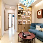 Cloud Land Apartment 翡翠华庭