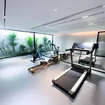 Yizhi Hotel - Guangzhou East Railway Station Tianhe Sports Center