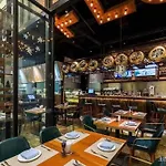 Chaoman Hotel -Guangzhou Shijing City Plaza Xiaoping Subway Station