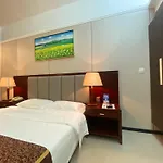 Yinfeng Hotel Guangzhou North Station Branch, Huacheng Road Subway Station Branch