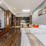 Yicheng Pazhou Poly World Trade Centre Apartment