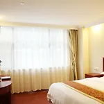 Greentree Alliance Guangzhou Huadu District Tuanjie Village Airport Hotel