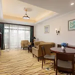 Guangzhou Phoenix City Hotel