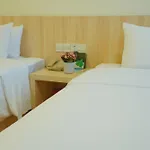 Guangdong Baiyun City Hotel