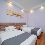 Iron Travel Hotel