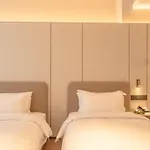 Guus Hotel