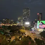 Waifiden Guangzhou Haizhu Square Wanyi Apartment