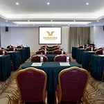 Vienna Hotel Guangzhou Huadu Sunac Cultural Tourism City Shiling