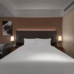 Intercity Hotel Guangzhou South Railway Station - Free Minibar Including Erdinger Weissbier