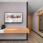 Borrman Hotel Guangzhou Shisanhang Ximenkou Metro Station