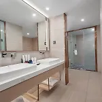 Lavande Hotel Guangzhou Panyu Hanxi Changlong Dashi Subway Station