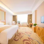 Vienna Hotel Guangzhou Changlong Chinese Food Court Branch