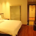 Greentree Inn Guangzhou Panyu Chimelong Happy World Business Hotel