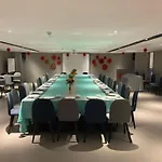Home Inn Selected Guangzhou Zhujiang New Town Wuyangcun Metro Station