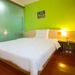 7Days Inn Guangzhou Zhongda North Gate Square