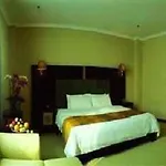 Sunshine Holiday
